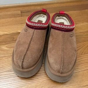 Ugg Tasman platform slippers